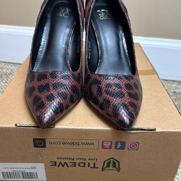 NWOT - NY&C/New York & Company Madison Heel, Pointed Toe, Rubber Sole, Size 10 - Picture 15 of 16